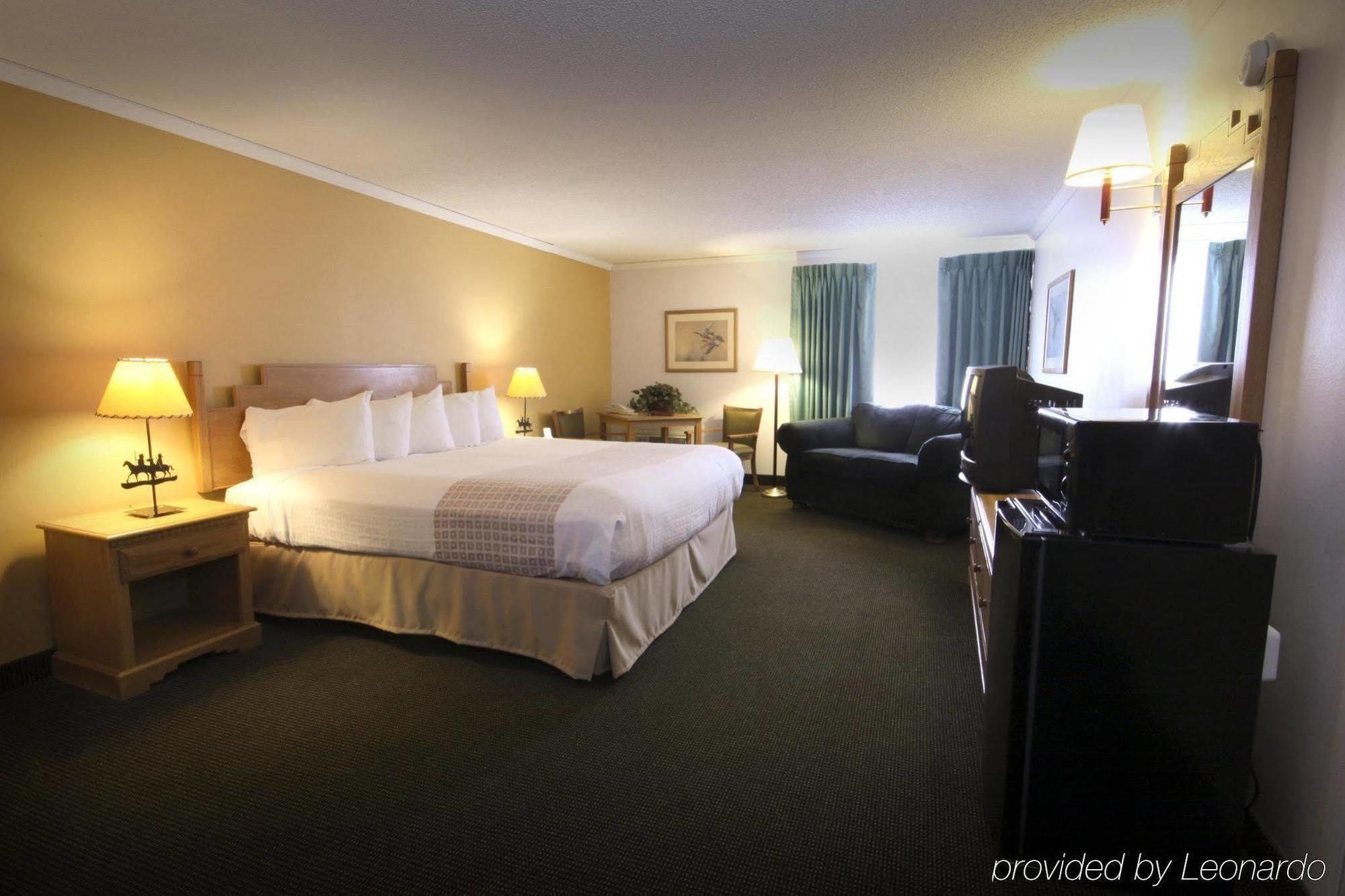 Yellowstone Pioneer Lodge Livingston Extérieur photo
