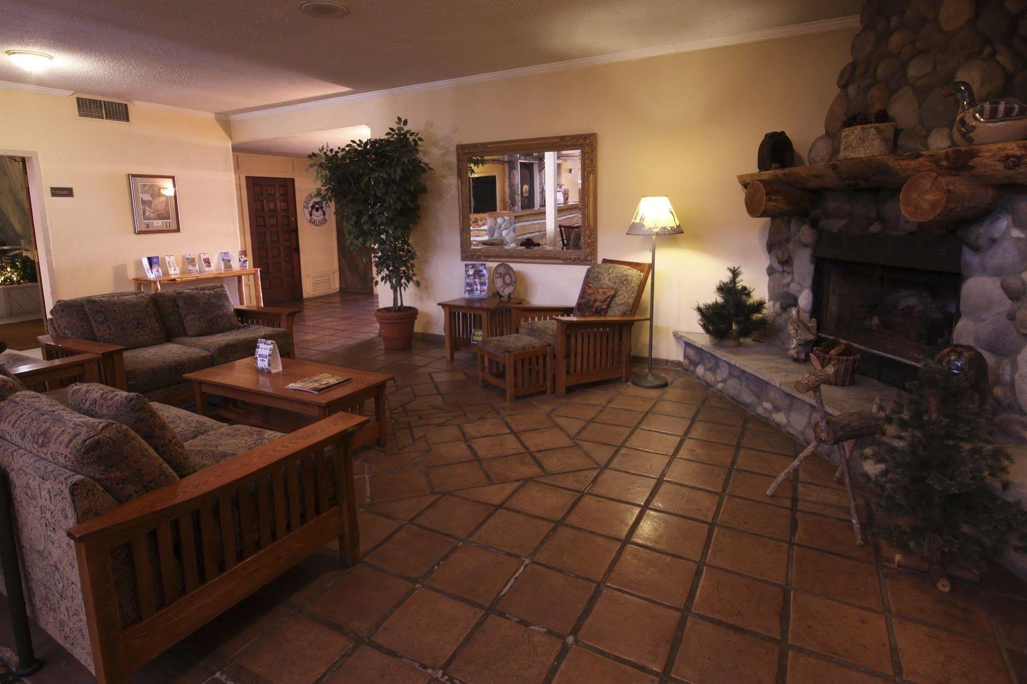 Yellowstone Pioneer Lodge Livingston Extérieur photo